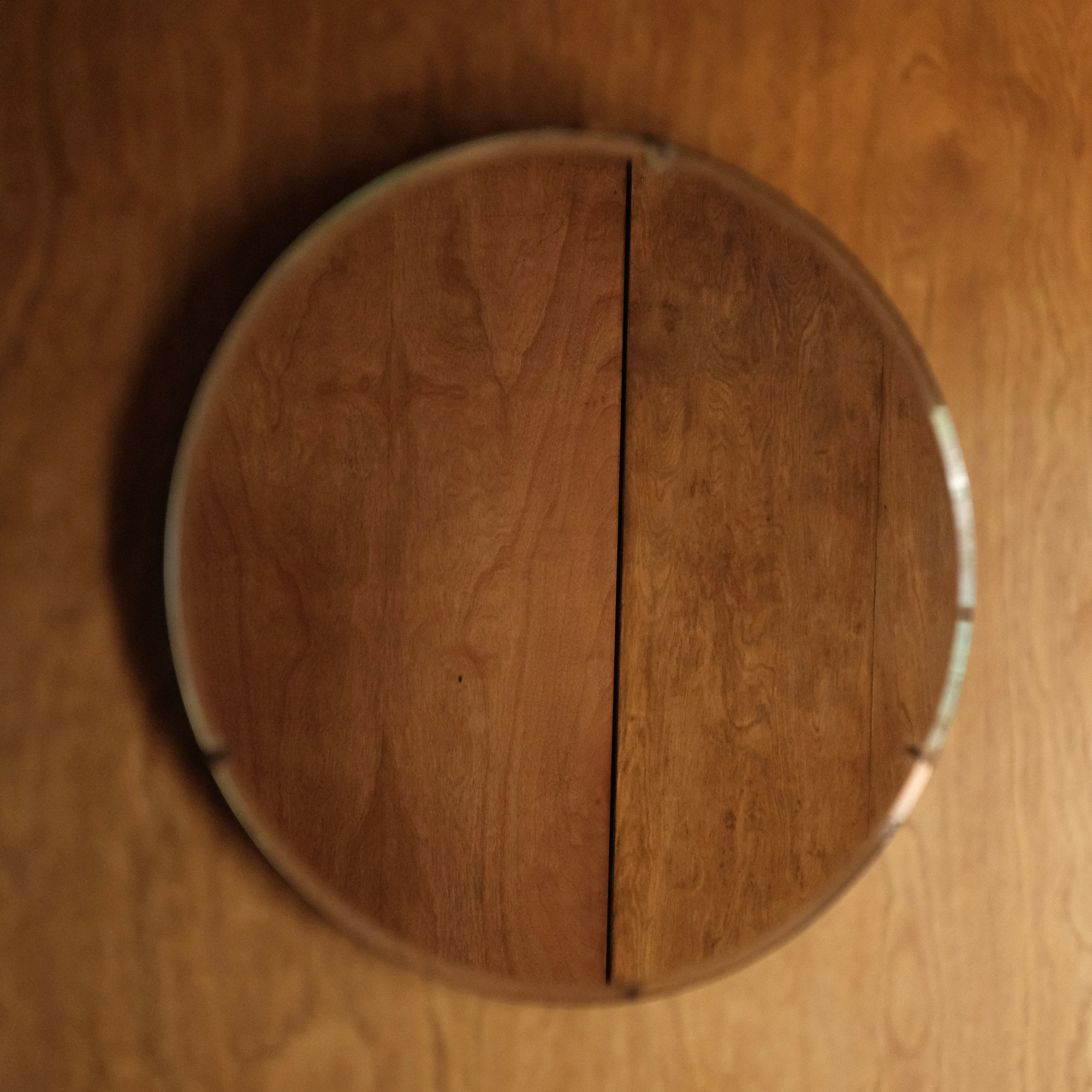 Round Antique Metal Framed Minimalist Mirror